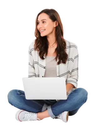 Mulher sentada com notebook