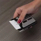 Calculadora plástica de 8 dígitos com porta-cartão lateral.  - 804981