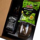 Caixa com whisky e copo - 1553451