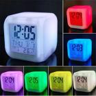 Relógio Cubo Luz LED (opções de cores) - 1511316