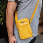 Shoulder bag amarela - demonstração de uso - 1782559