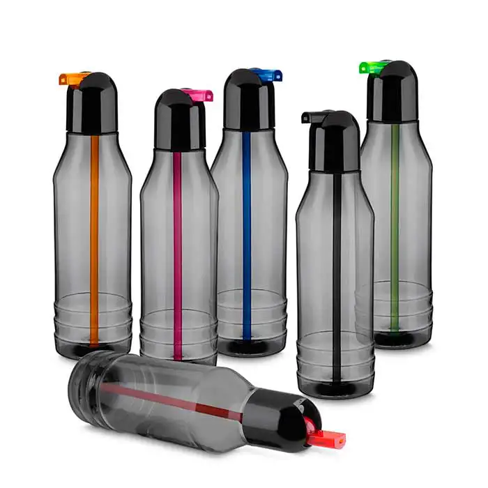 Garrafa Plástica com Canudo 600 ml.