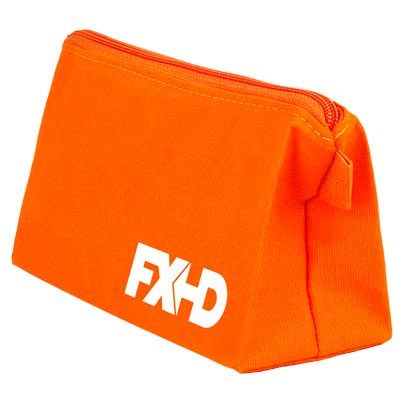 Necessaire