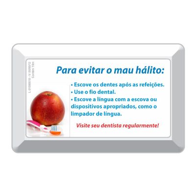 Cartão com fio dental com chapinha de corte