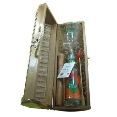 Kit personalizado de caipirinha com maleta de palha vime
