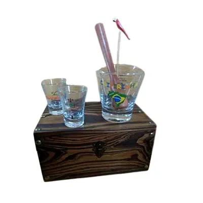 Kit caipirinha em caixa de pinus envelhecido