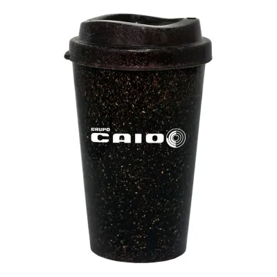 Copo mug 320ml fibra coco green com acabamento premium, design moderno e tampa mug, ideal para brindes personalizados sustentáveis