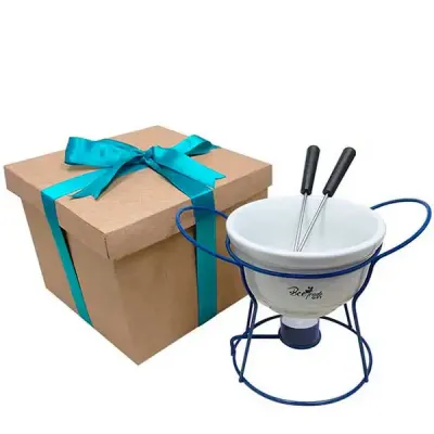 Composição do Kit com fondue e caixa