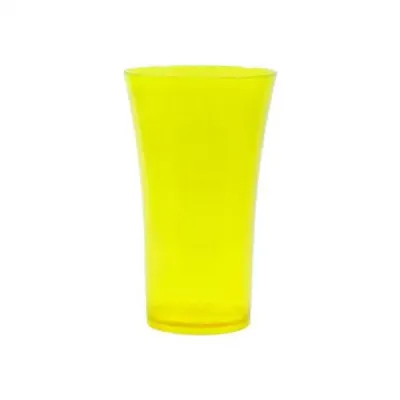 Copo plástico ou acrílico na cor amarelo