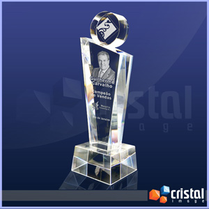 Troféu personalizado em cristal com 3 partes