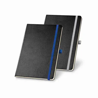 Caderno com porta caneta e elástico para fechamento