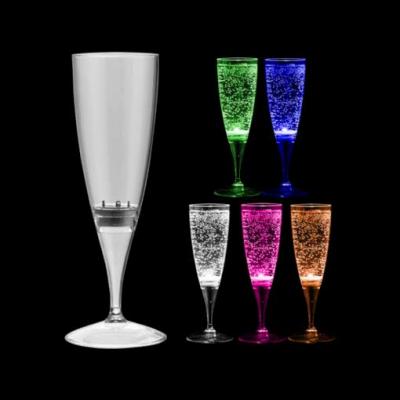 Taça de Champagner com Led 160ml - no escuro - 1501353
