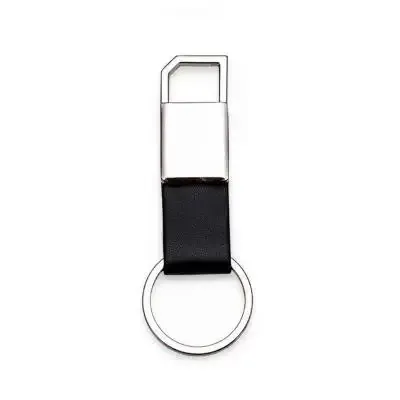 Chaveiro de metal com mosquetão