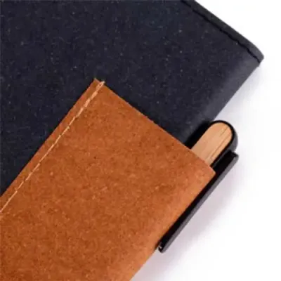 Caderno em couro personalizado e porta caneta - detalhe - 1480430