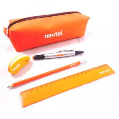 Kit escolar exclusivo personalizado