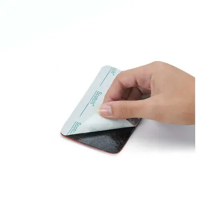 Porta-cartão que pode ser fixado na parte traseira do celular - 658505