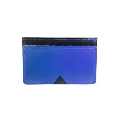 Porta-cartão em couro azul com bolso superior e bolso frontal e recorte em A - 212489
