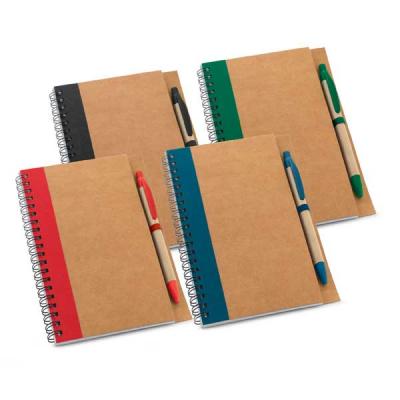 Caderno capa dura com detalhes coloridos e caneta - 1012123