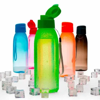 Garrafa plástica 700ml livre de BPA - 1513181