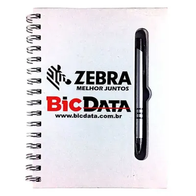Caderno com capa e miolo vazados