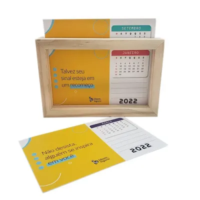 Quadrinho em madeira pinus + 6 cards em papel Couche Brilho 250 gr