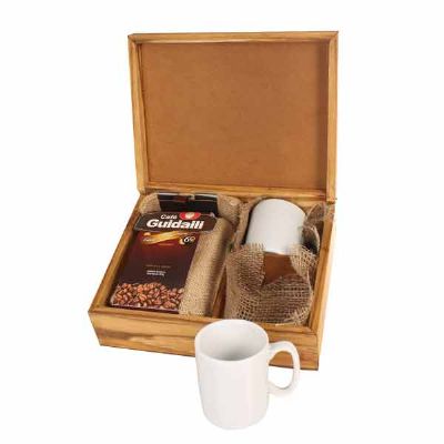 Kit Café em caixa de madeira envelhecida personalizada 