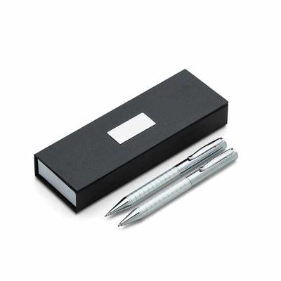 Kit caneta e lapiseira de metal em estojo papelão com placa de metal(parte interna do estojo reve...