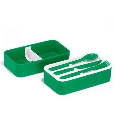 Kit marmita. PP e PS. Com 2 compartimentos (680 ml cada) e 1 divisória removível. 3 talheres: gar...