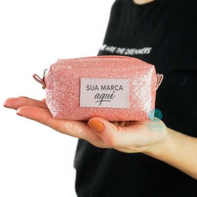 Mini nécessaire glitter rosa com placa Minsk sintético