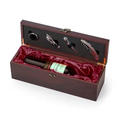 Kit vinho 4 peças em maleta de madeira na cor vinho