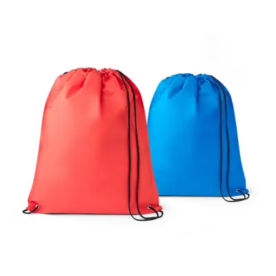 Sacola tipo mochila em non-woven: vermelha e azul  - 1800340