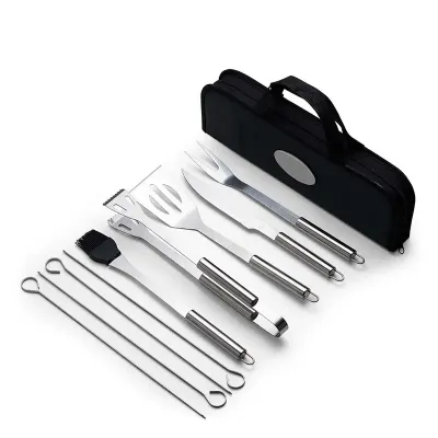 Utensílios e estojo kit churrasco, contém: pegador, garfo, espátula, faca, pincel e 4 espetos. - 1828646