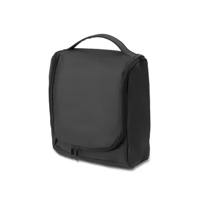 Funcionalidade: Demonstração da necessaire fechada e aberta, ressaltando sua capacidade de organização e praticidade para viagens e uso diário.
