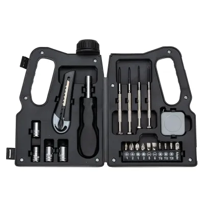 Kit de ferramentas aberto com compartimentos organizadores para estilete, chave canhão, soquetes, mini chaves de fenda e Phillips e conjunto de pontas