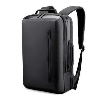 Mochila premium, produzida com poliéster acolchoado e interior em 210D
