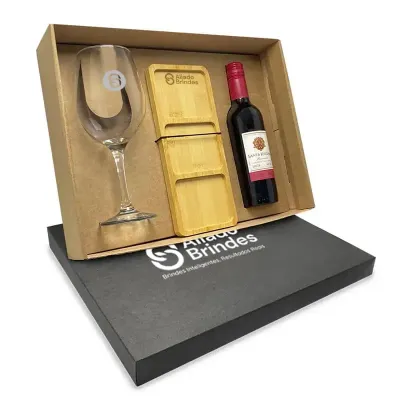 Kit Vinho com Taça e Petisqueira Personalizada: AL46