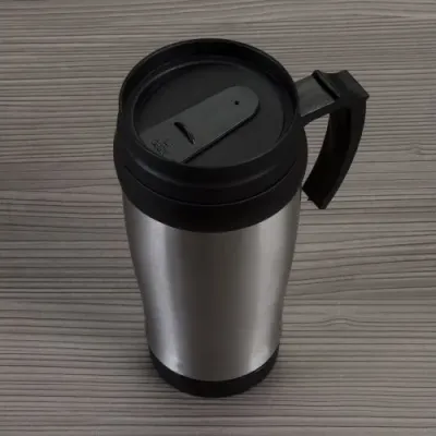 Acabamento premium! Fabricada em aço inox de alta resistência, garante vida longa ao produto e não retém odores ou sabores - 2172607