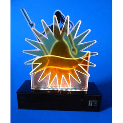 Troféu constituído por 03 hastes, recortes especiais em acrílico cristal