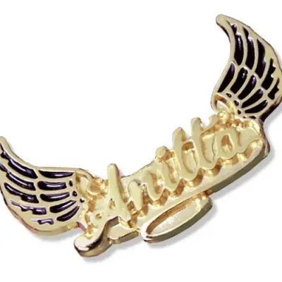 Pin, broche ou emblema metálico em relevo com acabamento dourado