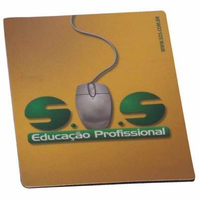 Mouse pad recortado de acordo o logo do cliente