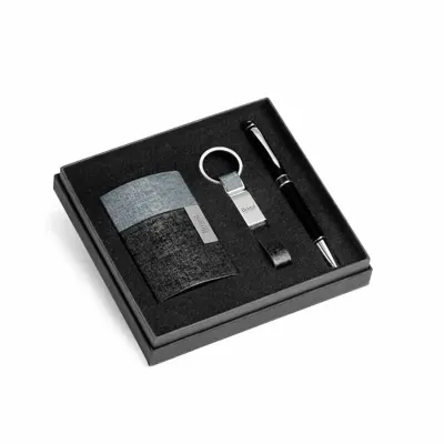 Kit personalizado de porta cartões, chaveiro e caneta
